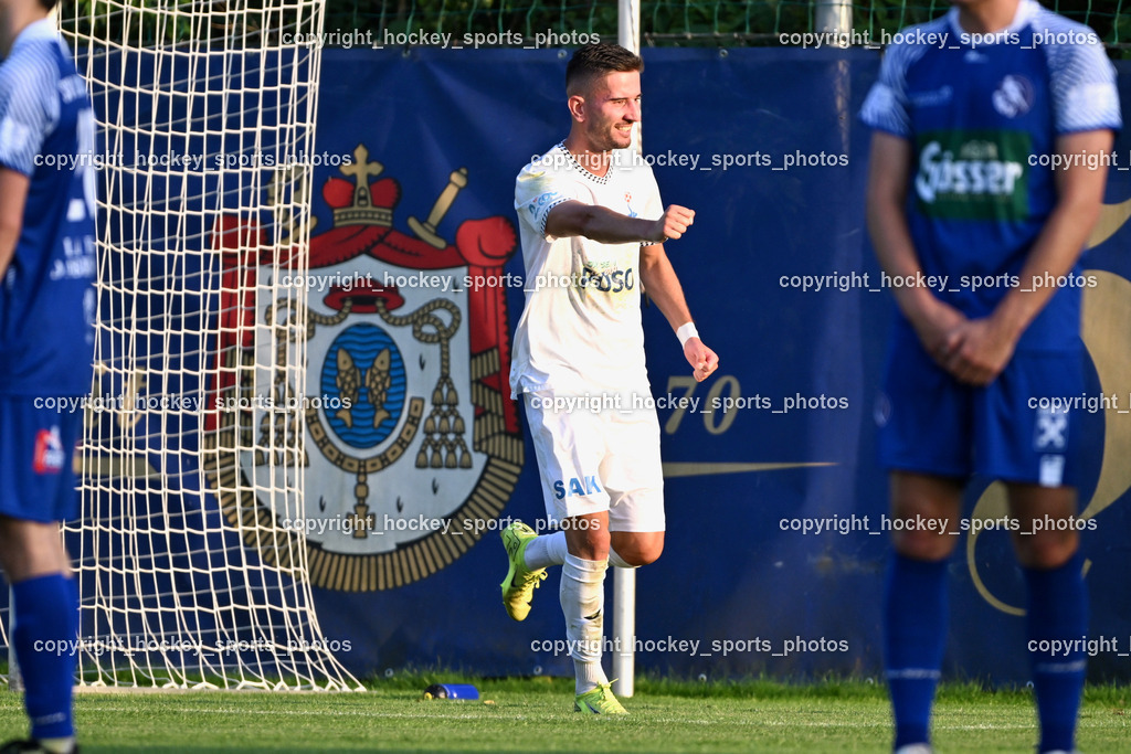 SAK vs. SV Dellach Gail | Jubel #7 Hrvoje Jakovljevic SAK, SAK vs. SV Dellach Gail, SAK vs. SV Dellach Gail am 14.08.2025 in Klagenfurt (Sportpark Welzenegg), Austria, (Photo by Bernd Stefan)
