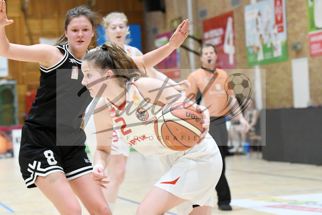 20200126_OSCTGN_0031 | Basketball, Juniorinnen: Pia Sprehe (OSC Junior Panthers) in Aktion, am Ball, Einzelaktion beim Spiel der WNBL zwischen OSC Junior Panthers vs. TG Neuss Junior Tigers am 26.01.2020 im Panthers Dome in Osnabrück, Deutschland.(Foto von Nico Paetzel) - Realisiert mit Pictrs.com