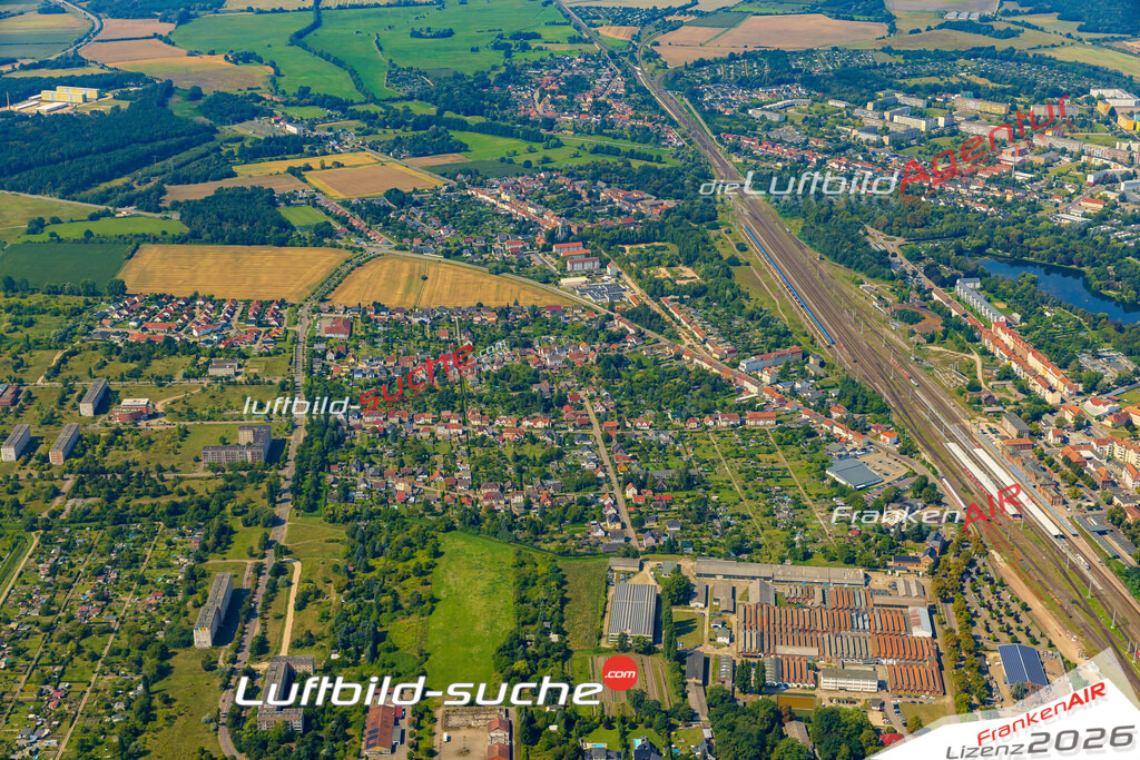 Luftaufnahme Roxe Stendal - Die Luftaufnahme wurde 2025 vom UL-Flugzeug heraus erstellt ( ohne Drohne ) - Hochauflösende Luftaufnahme - für professionelle Ausdrucke geeignet. Die Geschenkidee !Mit Lizenz und Bildrechte bestellbar