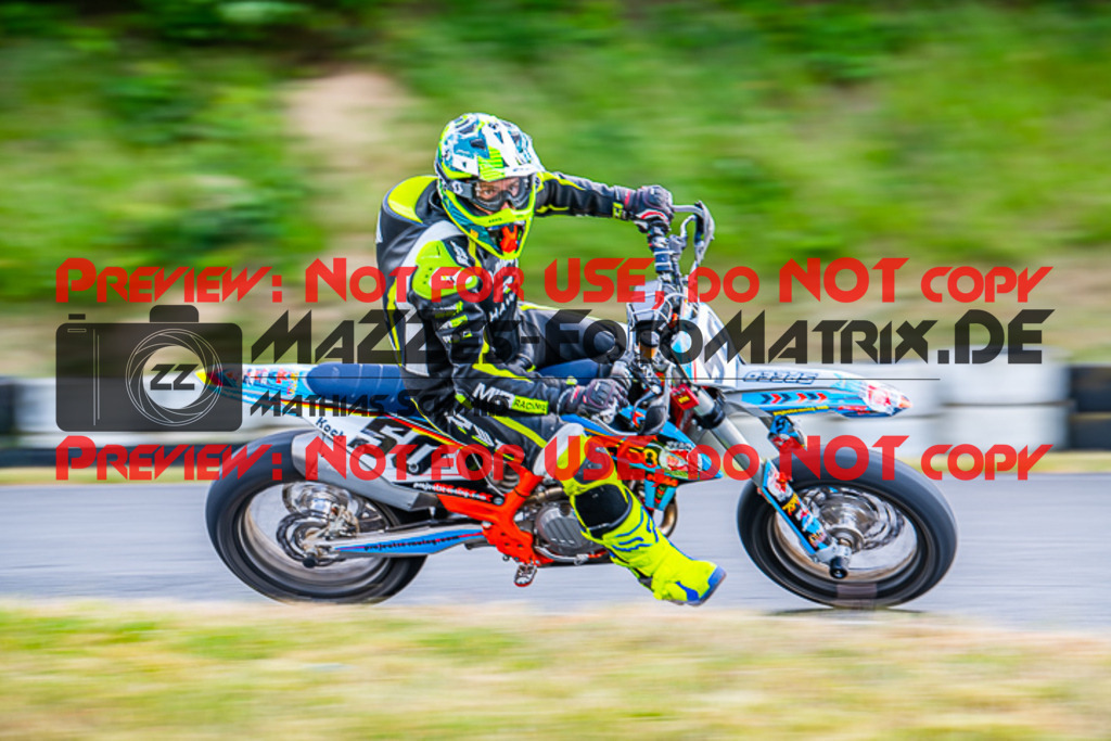 MaZZes_FotoMatrix_220528_5124 | Fotograf Mathias Schmid
Sportfotograf,
Eventfotograf,
Hochzeitsfotograf,
Portraitfotograf