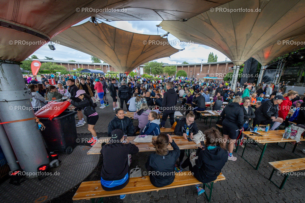 22. ASV Nachtlauf; Koeln, 28.05.25 | Impressionen vom 22. ASV Nachtlauf am 28.05.25 am Tanzbrunnen in Koeln. Foto: BEAUTIFUL SPORTS/Axel Kohring