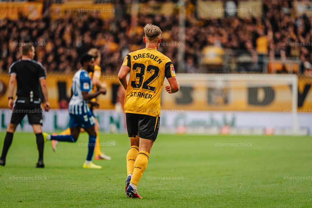 Dresdner SC - Allianz MTV Stuttgart, DEKRA 1. Bundesliga Frauen, Volleyball | Im Bild: Jonas Sterner (32, SG Dynamo Dresden)18.10.2026, SG Dynamo Dresden - 1. FC Magdeburg, 2. BUNDESLIGA - 8. SPIELTAG, Fußball, Deutschland, Dresden, Rudolf-Harbig-Stadion