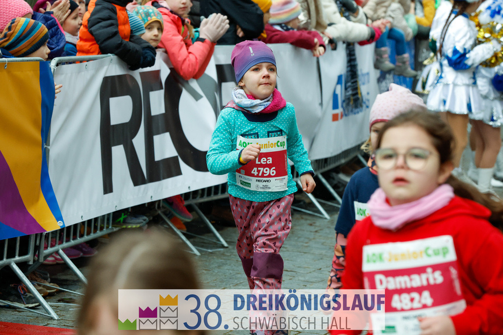 400m AOK Junior Cup | 3 Koenigslauf 2024 400m AOK Junior Cup - Realisiert mit Pictrs.com