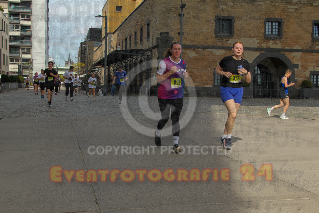 250920_1333_EV4_6037 | Sportfotografie im Rhein-Sieg Kreis, Köln, Bonn, NRW, Rheinland Pfalz, Hessen, etc. Unser Tätigkeitsfeld umfasst den Laufsport vom Volkslauf über den Marathon, Duathlon, Triathon bis zum Ultralauf wie Kölnpfad Ultra oder Schindertrail.