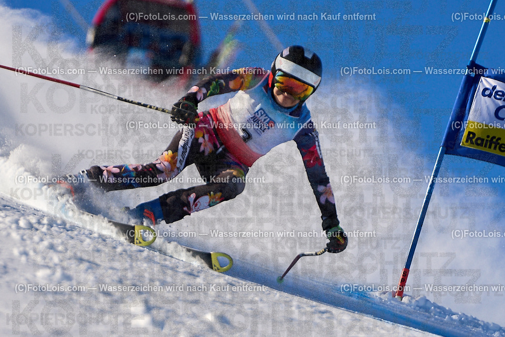 ALP3310_MASTERS-Cup_GS-C Damen_Kabusch Elisabeth | (C)FotoLois.com, Alois Spandl. FIS Masters-Cup Wildschönau, Giant Slalom auf der Piste Schatzberg GS, Siegerehrung auf dem Dorfplatz Niederau, Sa 13. Januar 2024.
