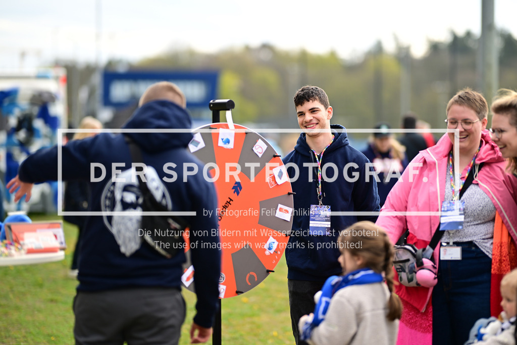 Fußball I Frauen I Saison 2024-2025 I 2. Bundesliga I 21. Spieltag I Hamburger SV - Eintracht Frankfurt II I 60948 | Der Sportfotograf. - Realisiert mit Pictrs.com