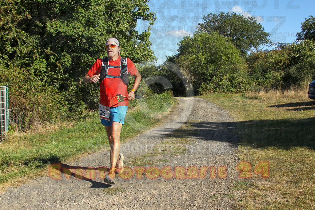 250830_1700_EV4_4741 | Sportfotografie im Rhein-Sieg Kreis, Köln, Bonn, NRW, Rheinland Pfalz, Hessen, etc. Unser Tätigkeitsfeld umfasst den Laufsport vom Volkslauf über den Marathon, Duathlon, Triathon bis zum Ultralauf wie Kölnpfad Ultra oder Schindertrail.