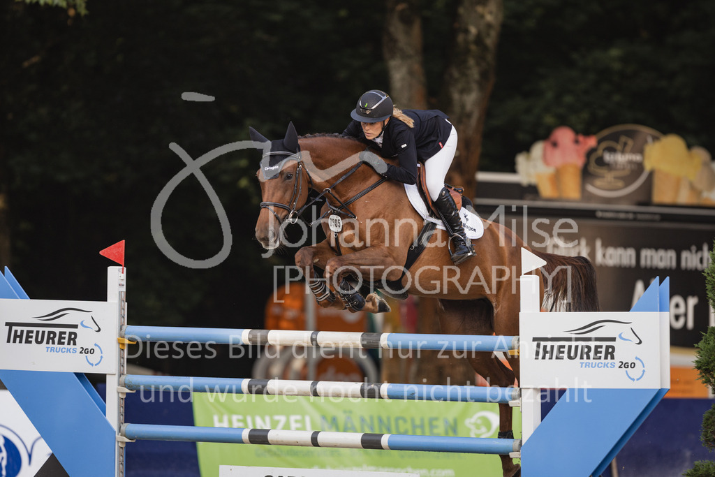 230910_OWLCh_Youngster8y-807 | Deine schönsten Turniermomente als professionelle Fotos! Entdecke hochwertige Pferdesport-Fotografie im Online-Shop. Jetzt Fotos finden & bestellen!