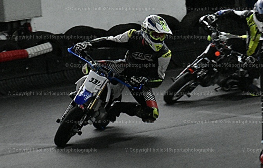 DSC_0594 | Sportfotografie , Motorsport, Motoross, Reitsport, Mointainbike, Enduro,
Landschaft , Outdoor, Eventfotografie, Landschaft, Bilder online bestellen - Realisiert mit Pictrs.com