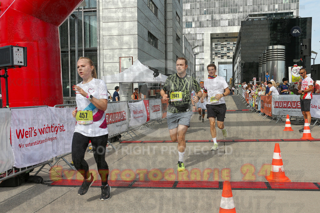 250920_1330_EX1_5047 | Sportfotografie im Rhein-Sieg Kreis, Köln, Bonn, NRW, Rheinland Pfalz, Hessen, etc. Unser Tätigkeitsfeld umfasst den Laufsport vom Volkslauf über den Marathon, Duathlon, Triathon bis zum Ultralauf wie Kölnpfad Ultra oder Schindertrail.