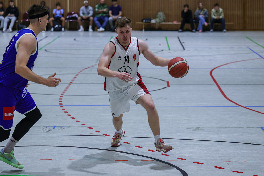 Regio Test BAYER GIANTS vs EN Baskets Schwelm-76 | Fotos von Basketballspielen aus dem Raum NRW fotografiert von Gero Mueller-Laschet und Daniel Schaefer - Realisiert mit Pictrs.com