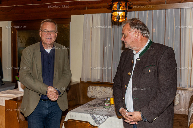 Delegation aus Bamberg beim Gasthaus Wadl | Bildershop von pixelworld.at - Realisiert mit Pictrs.com