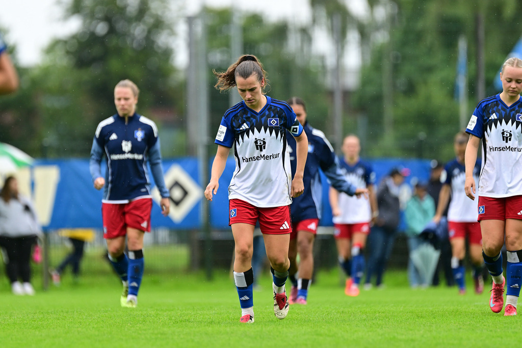 Fußball I Frauen I Saison 2025-2026 I Testspiel I Hamburger SV - FC Viktoria 1889 Berlin | Der Sportfotograf. - Realisiert mit Pictrs.com