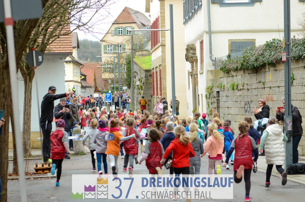 AOK JuniorCup 400m | 3Koenigslauf 2023 - Realisiert mit Pictrs.com