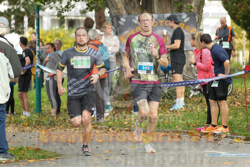 241020_1104_EX1_0856 | Sportfotografie im Rhein-Sieg Kreis, Köln, Bonn, NRW, Rheinland Pfalz, Hessen, etc. Unser Tätigkeitsfeld umfasst den Laufsport vom Volkslauf über den Marathon, Duathlon, Triathon bis zum Ultralauf wie Kölnpfad Ultra oder Schindertrail.