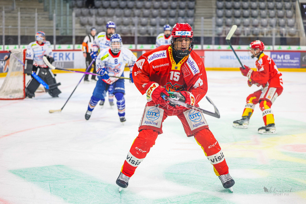 U18_EHCB vs EHCK_wb20260308-0951 | Sportbilder, Sportfotograf, Hochzeits- und Eventfotografin, Flugshows, Portraits und Tiershooting, Aviation, Downhill, Nationalleague, Swissleague, International