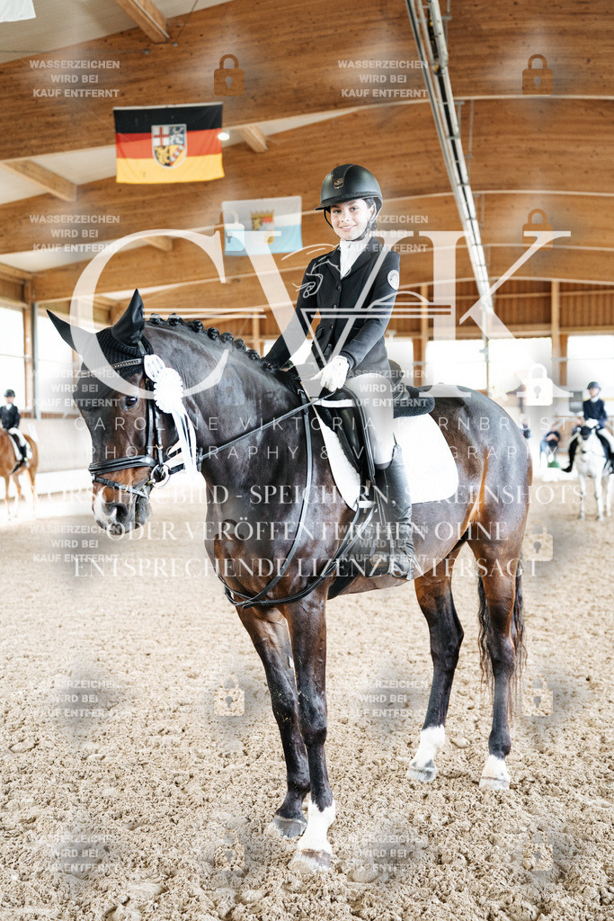 CK703331 | Turnierfotografie Pferdefotografie Trier Rheinland-Pfalz Pferdesport Reitsport Tierfotografie Sportfotografie Pferdevideo Pferdevideografie Equestrianvideography equestrianphotography  - Realisiert mit Pictrs.com