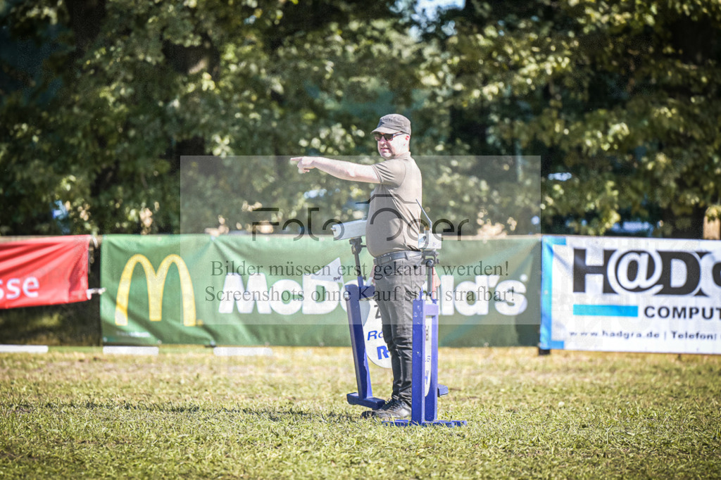 DOS_0007-2 | Entdecke hochwertige Reitturnierfotos von Foto Oger. Professionell, emotional und authentisch – jetzt Lieblingsmomente im Shop bestellen.Deutschlandweite Turnierfotografie. - Realisiert mit Pictrs.com