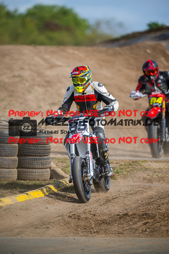 MaZZes_FotoMatrix_230930_7694 | UE40