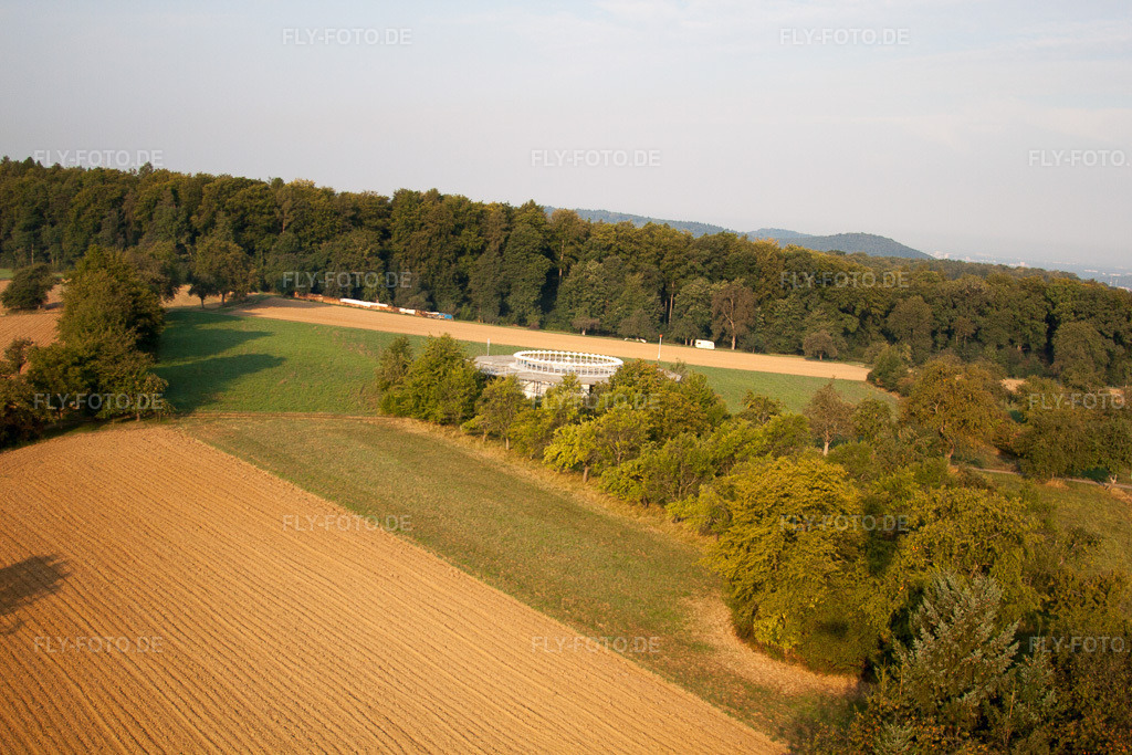 Luftbild: Funkfeuer KRH VOR Karlsruhe im Ortsteil Wöschbach in Pfinztal im Bundesland Baden-Württemberg in Deutschland. Foto: IMG_52842.jpg vom 05.09.2012 durch Werner Riehm/FLY-FOTO.de