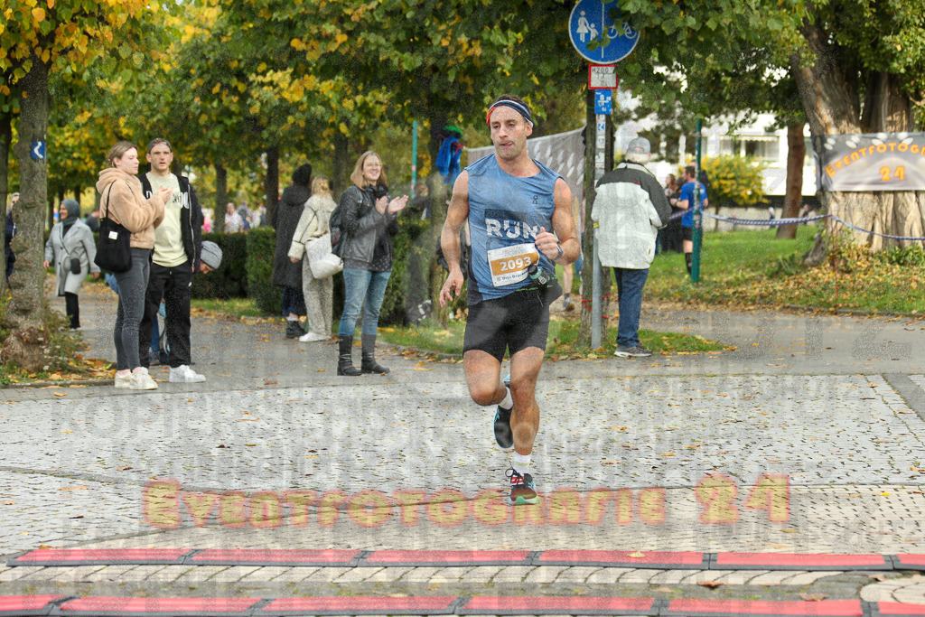 241020_1007_EX1_7764 | Sportfotografie im Rhein-Sieg Kreis, Köln, Bonn, NRW, Rheinland Pfalz, Hessen, etc. Unser Tätigkeitsfeld umfasst den Laufsport vom Volkslauf über den Marathon, Duathlon, Triathon bis zum Ultralauf wie Kölnpfad Ultra oder Schindertrail.