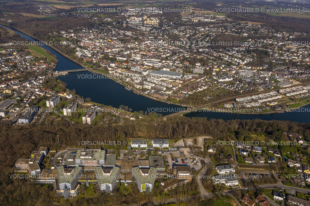 Essen240302288Kettwig | Luftbild, Wohngebiet und Fluss Ruhr, drei Hochhäuser, MEDICLIN Fachklinik Rhein/Ruhr und Kettwiger See, Eisenbahnbrücke Kettwig und Ruhrbrücke Kettwig mit Schleuse, Kettwig, Essen, Ruhrgebiet, Nordrhein-Westfalen, Deutschland