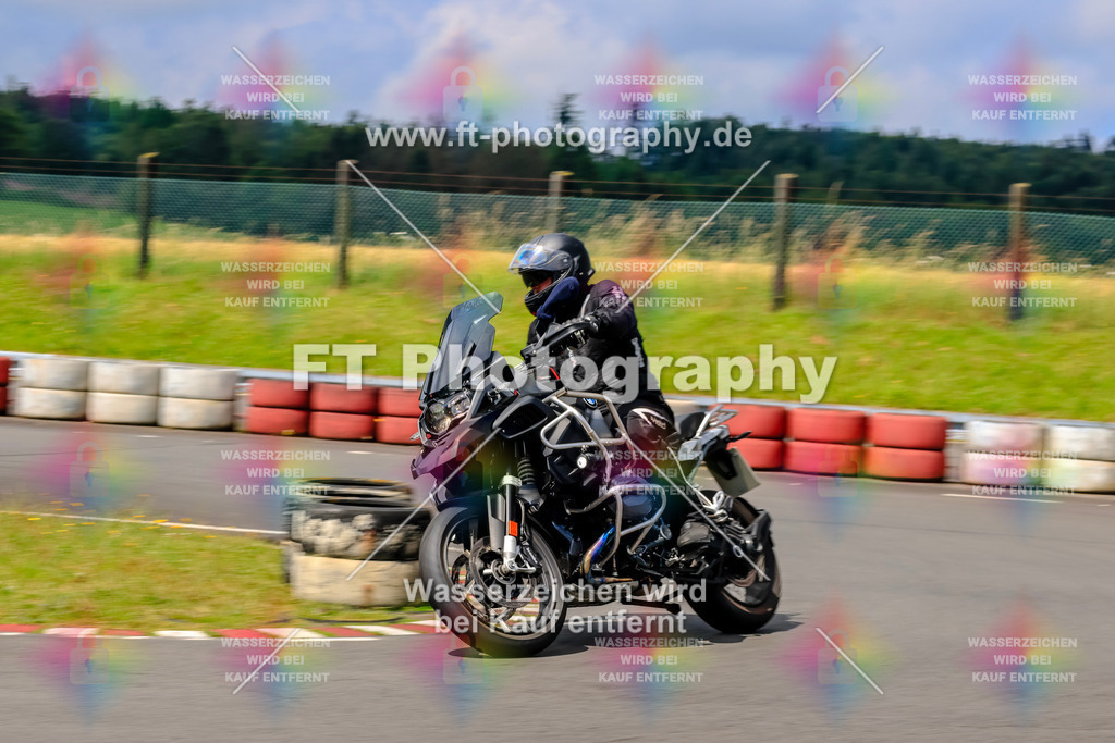 _TCM3295 | Hier findet Ihr Bilder von Touristenfahrten auf der Nürburgring Nordschleife oder von anderen Veranstaltungen die ich besucht habe. Viel Spass beim Durch Schauen 