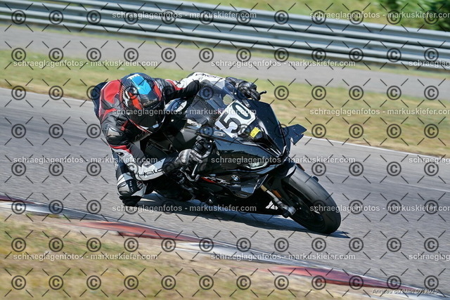25bt04-0370 | markuskiefer.com - Realisiert mit Pictrs.com