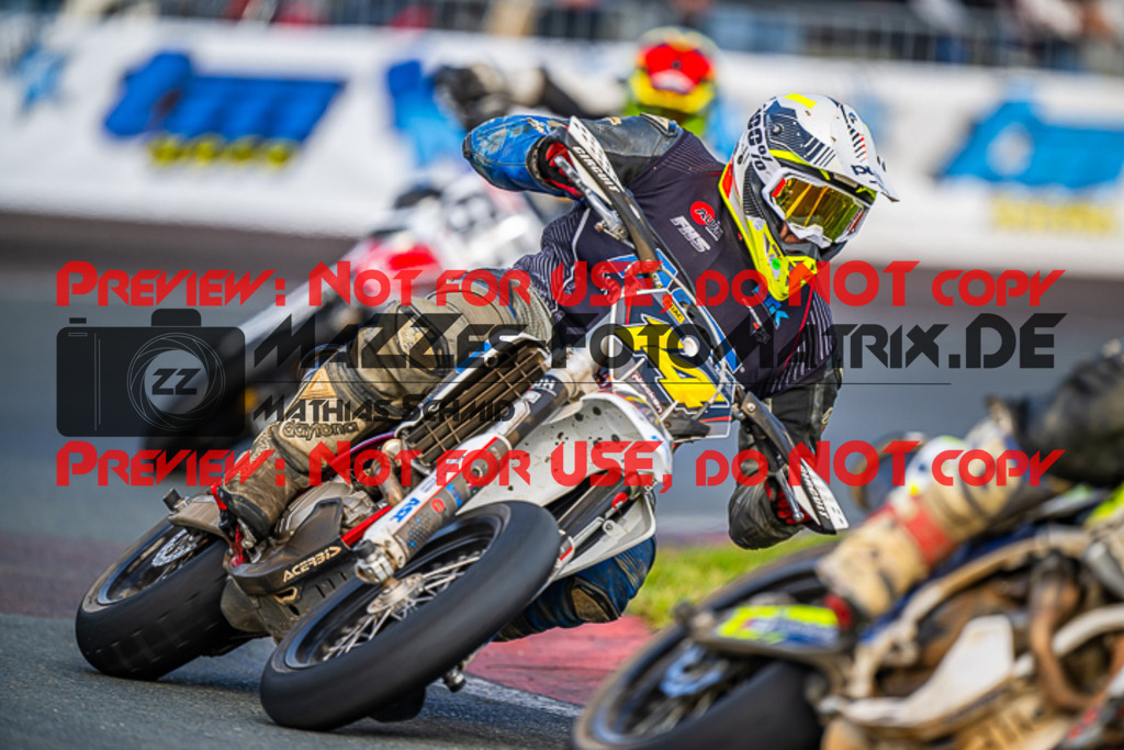 MaZZes_FotoMatrix_231001_5462 | UE40