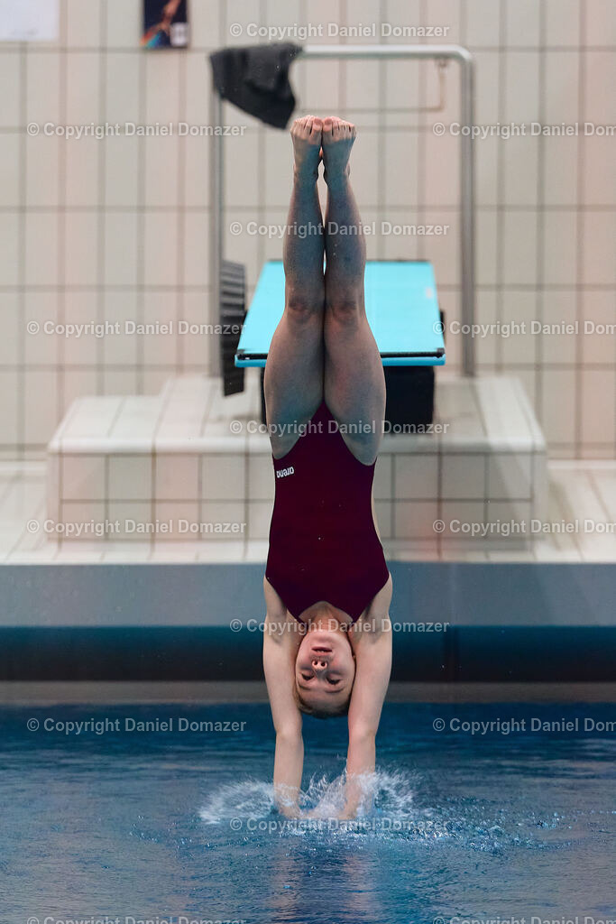 International Youth Diving Meet 2026 | Day 1 of 5 | International Youth Diving Meet 2026| Day 1 of 5 | 22.04.2026 | Youth diving competition featuring 1m and 3m springboard and platform at the Schwimmsportkomplex Freiberger Platz in Dresden.@ Domazer Photography - Realisiert mit Pictrs.com