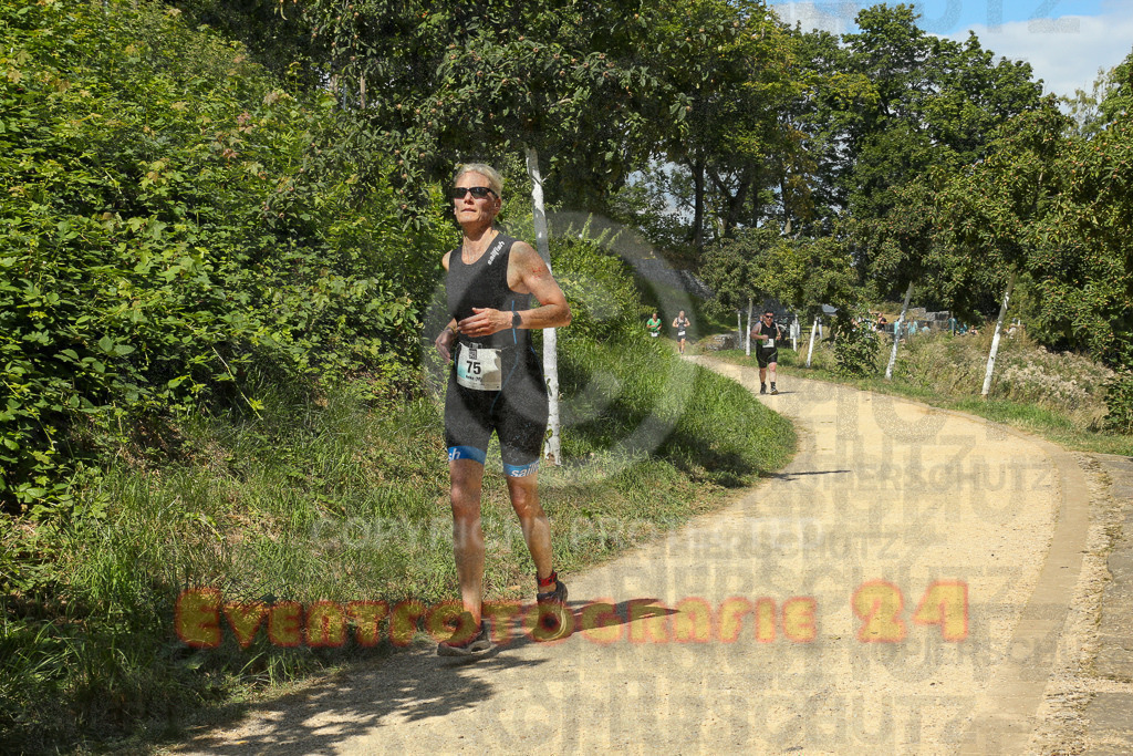 250824_1236_EX1_9921 | Sportfotografie im Rhein-Sieg Kreis, Köln, Bonn, NRW, Rheinland Pfalz, Hessen, etc. Unser Tätigkeitsfeld umfasst den Laufsport vom Volkslauf über den Marathon, Duathlon, Triathon bis zum Ultralauf wie Kölnpfad Ultra oder Schindertrail.