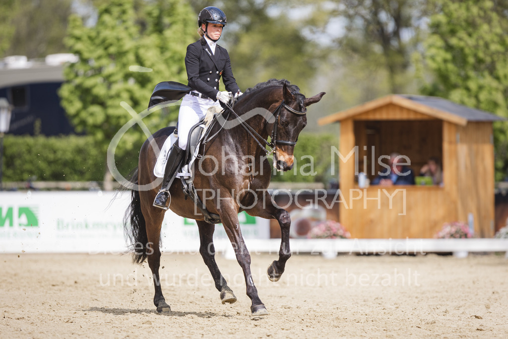 220501_Delbrück_S3St-Dressur-127 | Dressurfestival Delbrück 
01.05.2022
Dressurprüfung Kl. S***, Intermediaire II