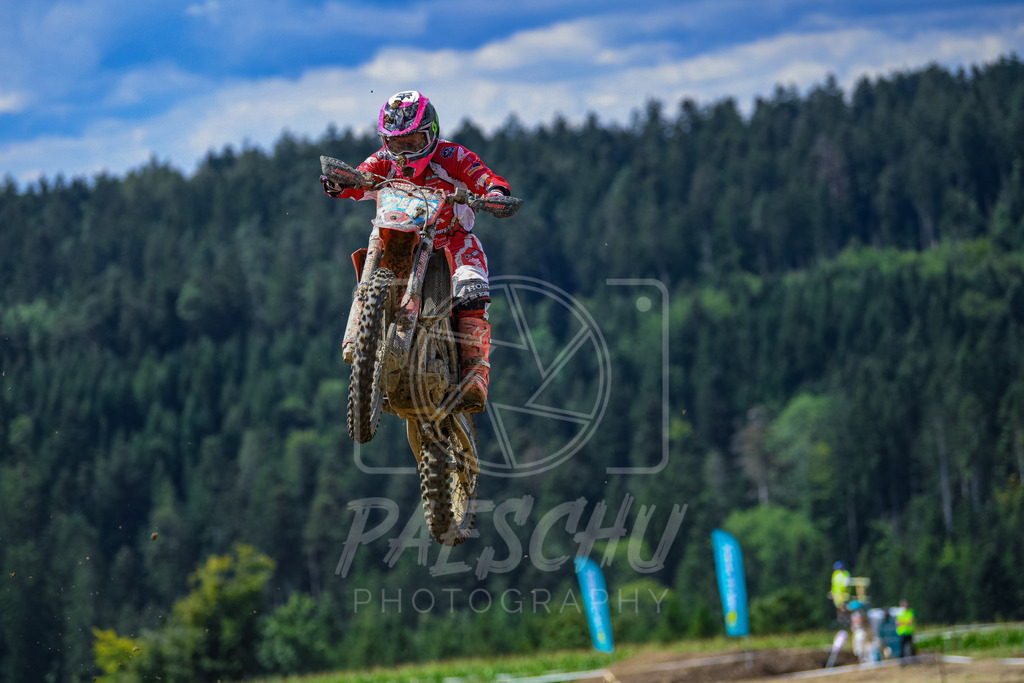 Lady (13) | Paeschuphoto Shop - Wer nicht sucht der auch nicht findet.Ob Motocrossbilder oder von einem besuchtem Spiel, Hauptsache Action. - Realisiert mit Pictrs.com