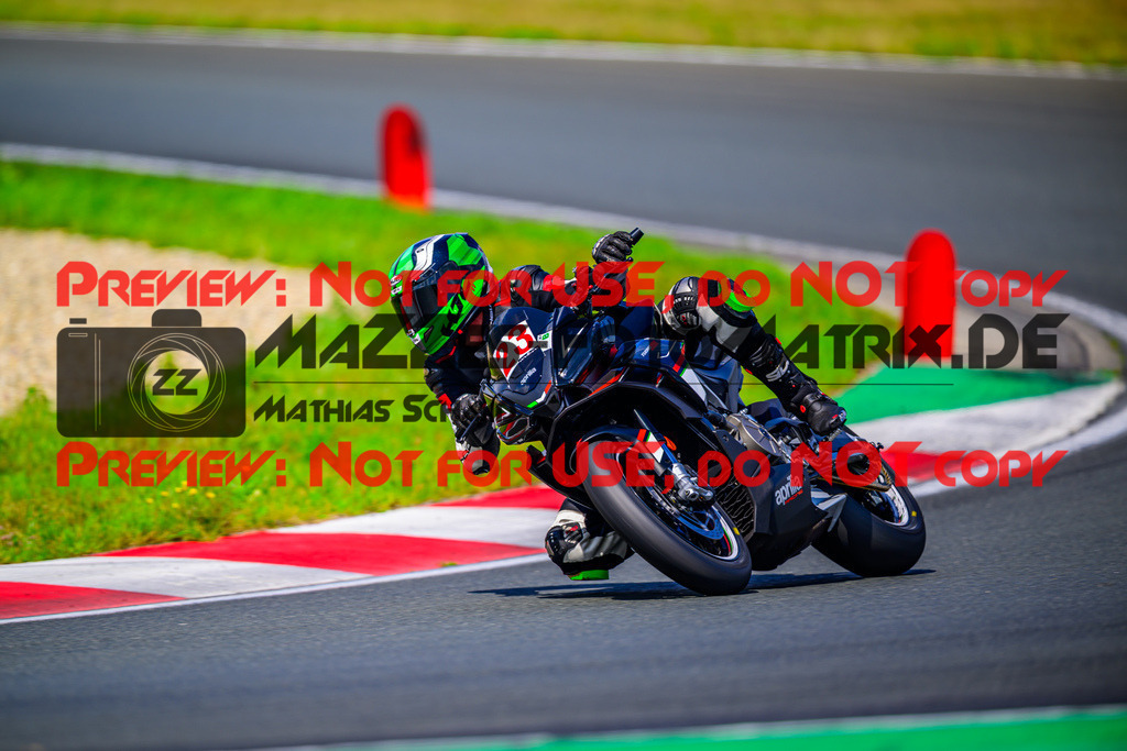 MaZZes_Fotomatrix_20250723_6007705_1533 | ROT