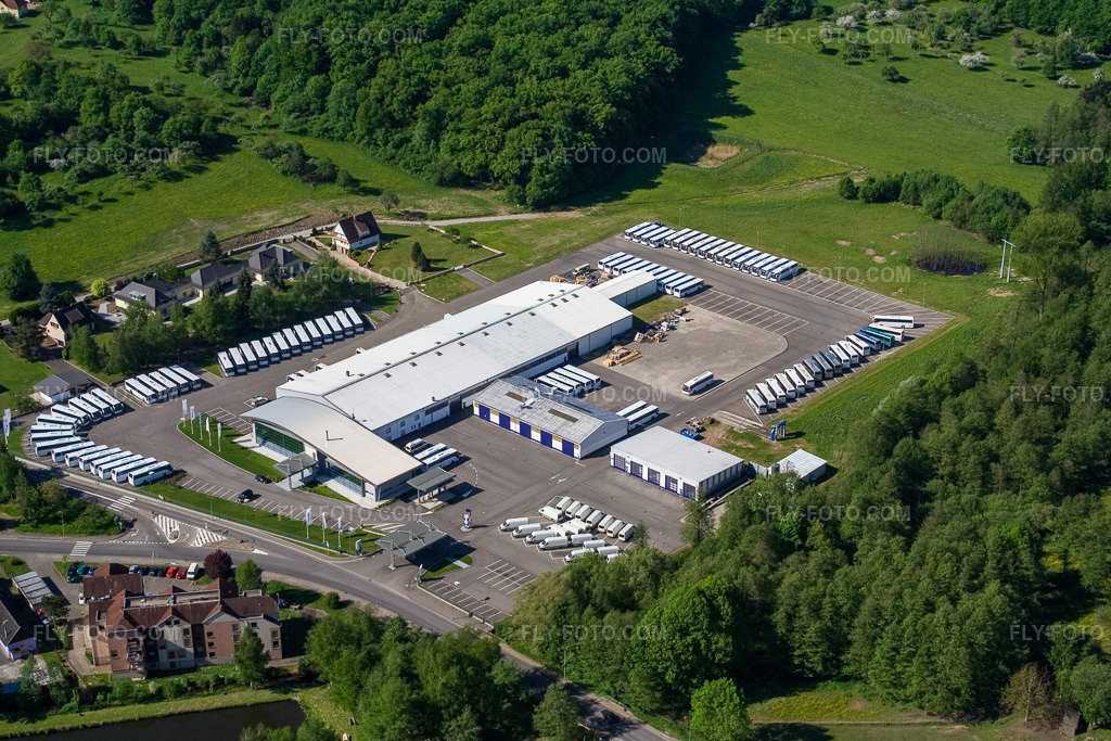 Aerial view: Bus depot of the bus company owner Dietrich in Ingwiller in the state Bas-Rhin, France.Photo: IMG_10865.jpg taken on 05/12/2008 by Werner Riehm/FLY-FOTO.comResolution of the original: 3456 x 2304 px