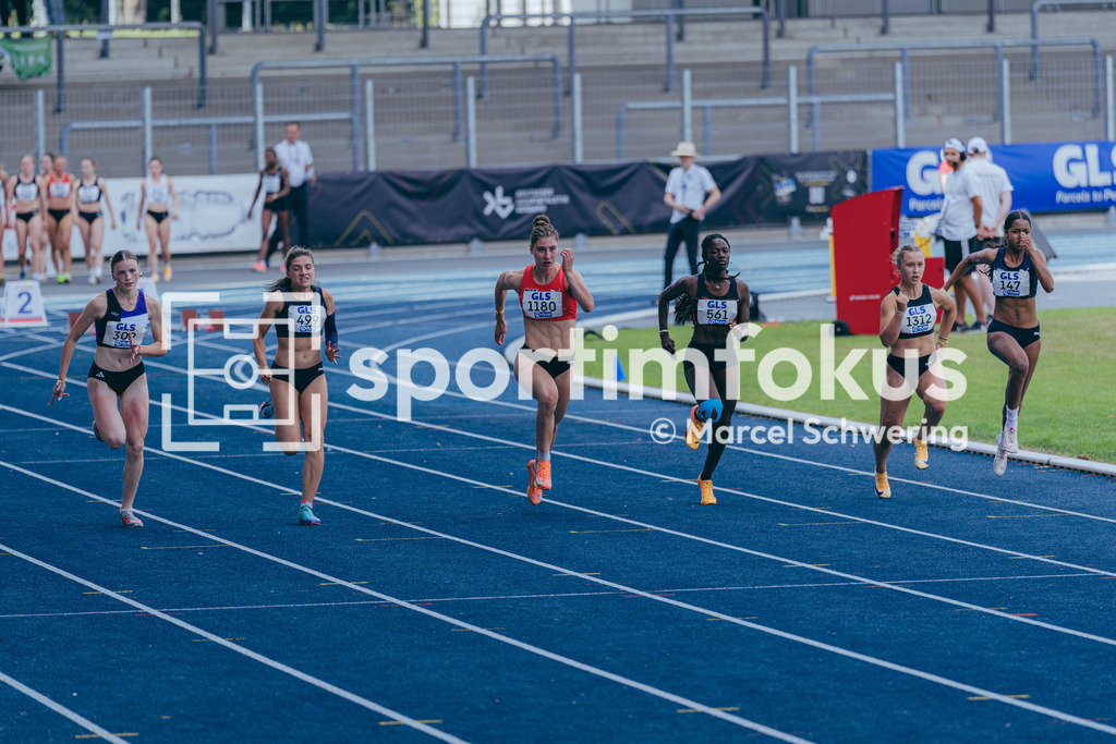 DM U23 U18 Bochum 2026 | Liara Schulze (LC Rehlingen), Startnummer 1180, 100-Meter-Lauf, Halbfinale, Deutsche Meisterschaften der U18 &amp; U23 2026, Lohrheidestadion Bochum-Wattenscheid, 04.07.2026 Foto: Marcel Schwering / sportimfokus - Realisiert mit Pictrs.com