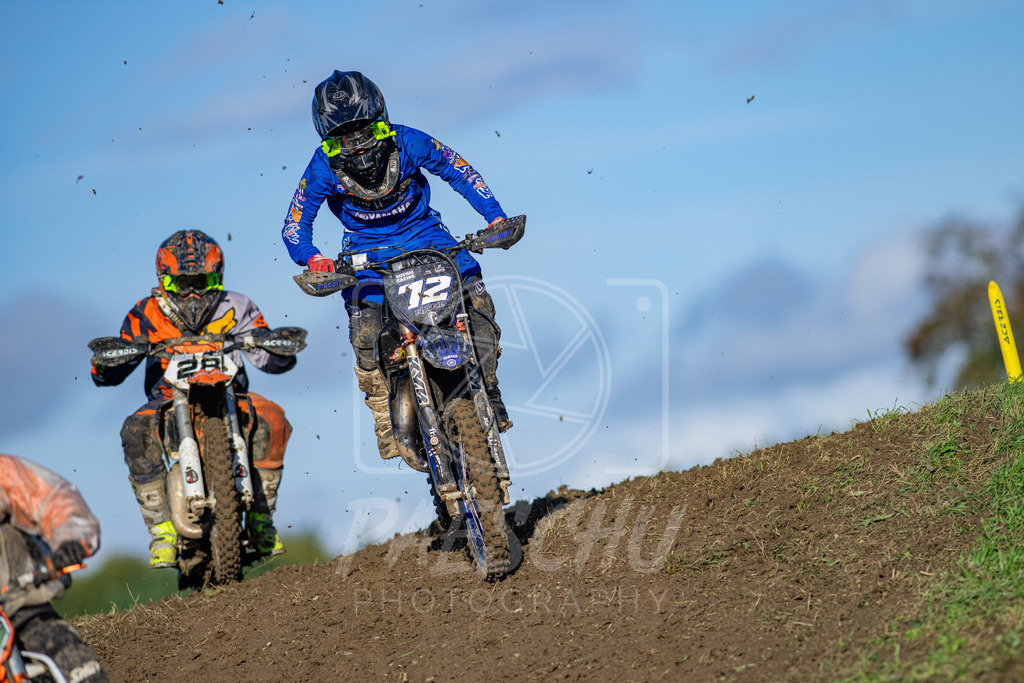 BYR85 (456) | Paeschuphoto Shop - Wer nicht sucht der auch nicht findet.Ob Motocrossbilder oder von einem besuchtem Spiel, Hauptsache Action. - Realisiert mit Pictrs.com