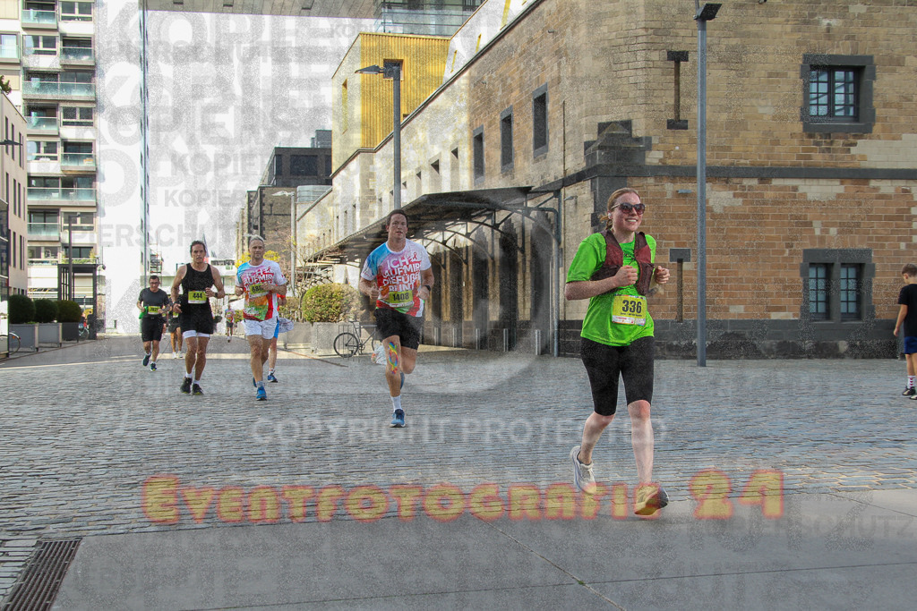 250920_1455_EV4_7541 | Sportfotografie im Rhein-Sieg Kreis, Köln, Bonn, NRW, Rheinland Pfalz, Hessen, etc. Unser Tätigkeitsfeld umfasst den Laufsport vom Volkslauf über den Marathon, Duathlon, Triathon bis zum Ultralauf wie Kölnpfad Ultra oder Schindertrail.