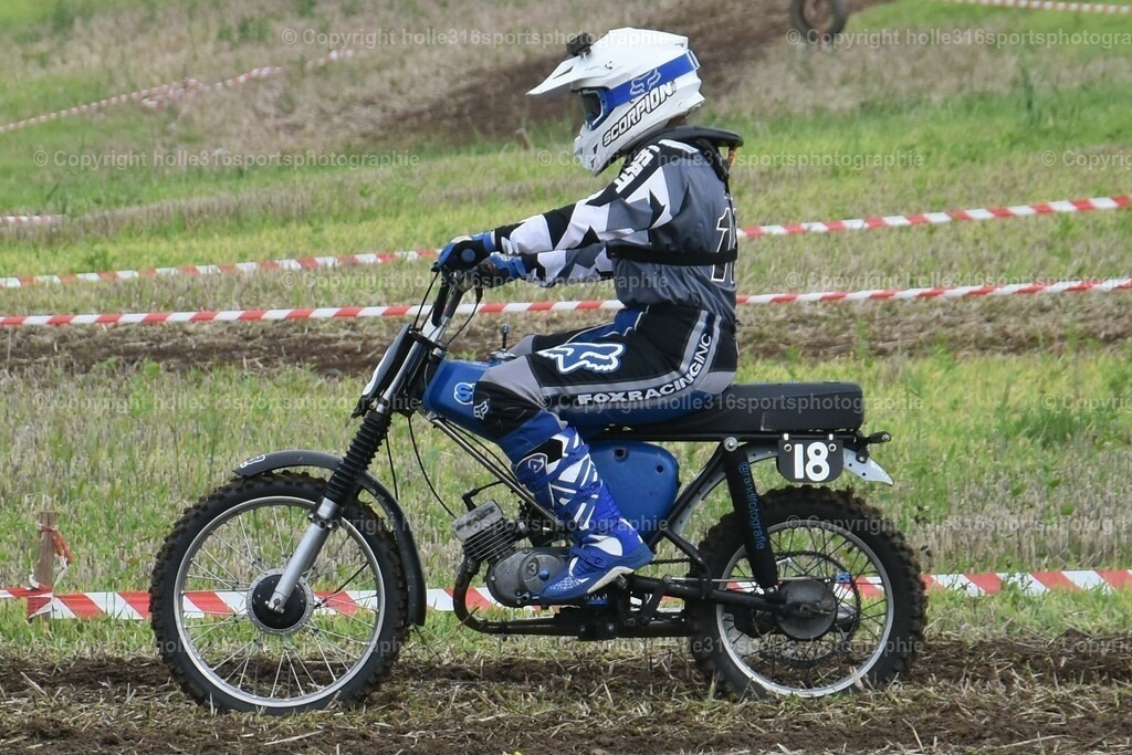 DSC_0035 (2) | Sportfotografie , Motorsport, Motoross, Reitsport, Mointainbike, Enduro,
Landschaft , Outdoor, Eventfotografie, Landschaft, Bilder online bestellen - Realisiert mit Pictrs.com