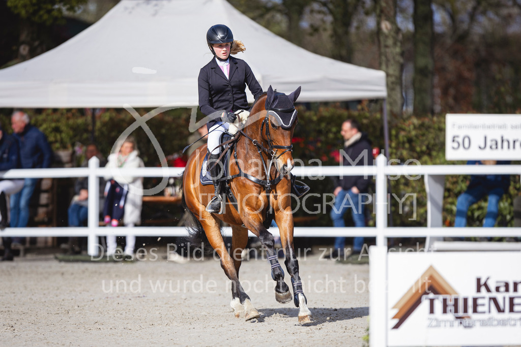 240424_Lemwerder_Stil-L-160 | Deine schönsten Turniermomente als professionelle Fotos! Entdecke hochwertige Pferdesport-Fotografie im Online-Shop. Jetzt Fotos finden & bestellen!