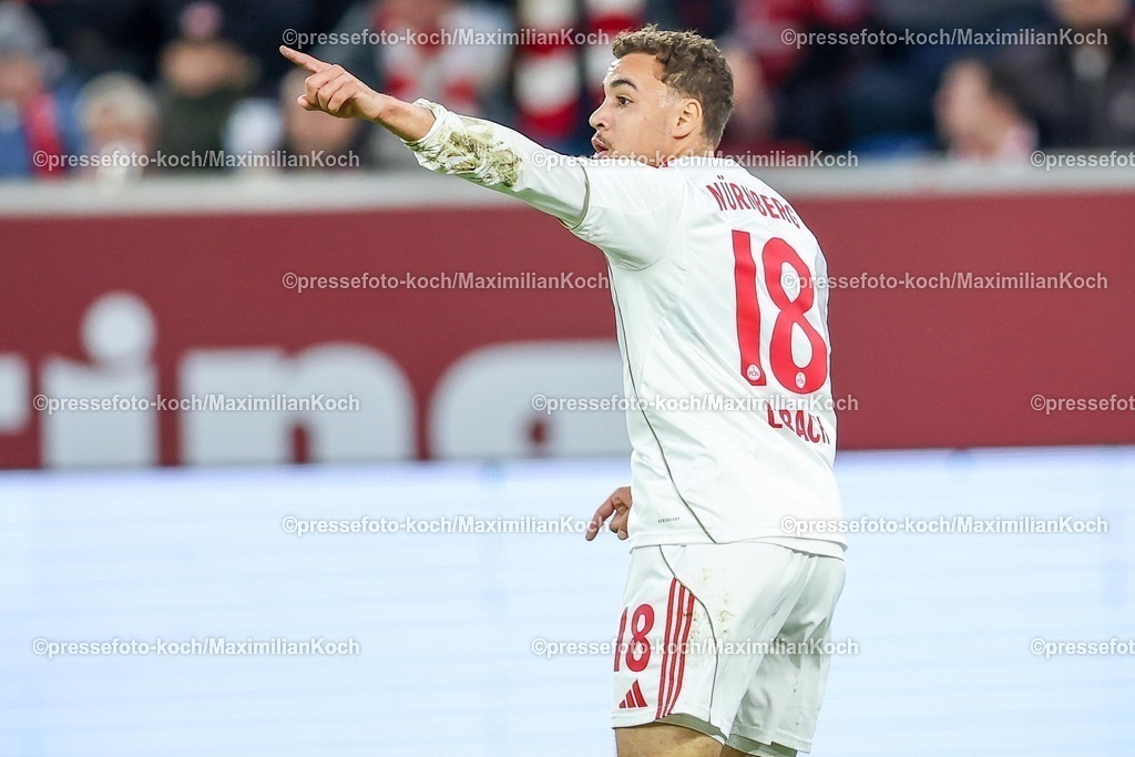 F9503102501310 | 03.10.2025, Fußball, Fortuna Düsseldorf - 1.FC Nürnberg, 2. Fußball Bundesliga, Merkur Spiel-Arena, Saison 2025 2026: Torjubel nach dem Tor zum 1:0  durch Torschütze Rafael Lubach (1FC Nuernberg #18)    DFB regulations prohibit any use of photographs as image sequences and or quasi-video.