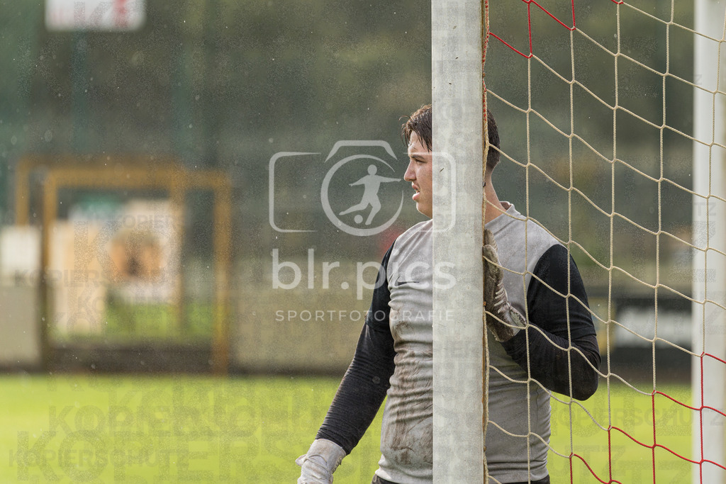 blr.pics_FC Oberneuland - JFV Bremen II | Professionelle Fußball- und Sportfotografie. Spielbilder online ansehen und kaufen – Einzelbilder oder komplette Galerien in hoher Qualität.
