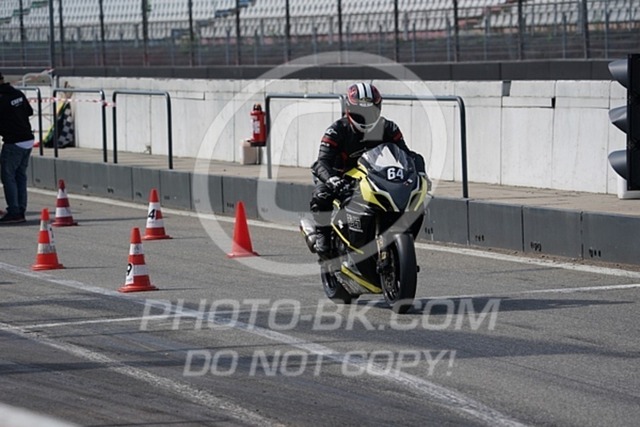 2023_05_15_PBK_11962 | Sportfotografie; SlowMotion; Video; Rennstrecke; Hafeneger; Speer; Racing; RSE; BMW; CBO; Trackday; Motorsportarena; Hockenheimring; Brno; Most; Barcelona; Valencia