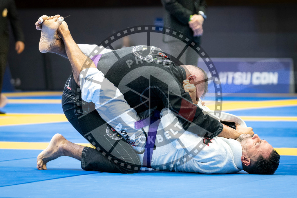 20240125PBB00578 | Fighters compete during the sixth day of the Brazilian Jiu-jitsu European Championship of the IBJJF in Paris, France, on January 25, 2024.