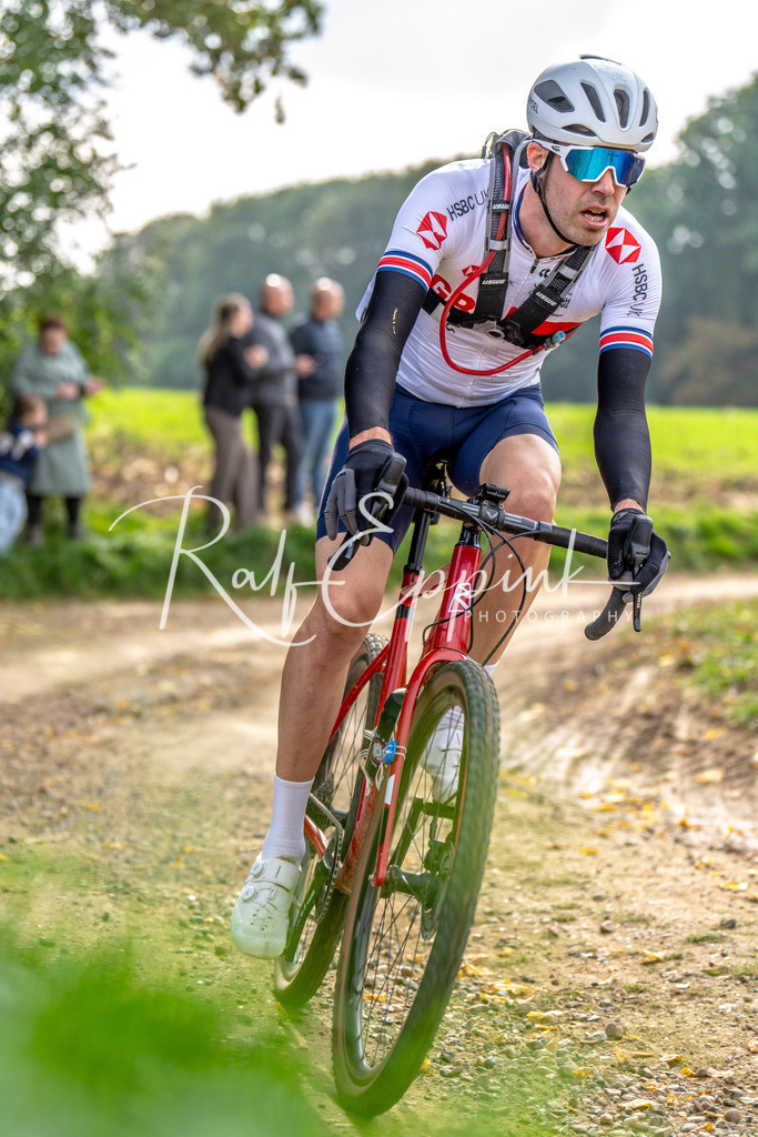 Ralf Eppink Photography 20251012_DSC03382 | Sportfotografie, Eventfotografie, Porträtfotografie, Radsport Fotograf, Triathlon Fotograf, Düsseldorf Fotograf, Köln Fotograf, Actionfotografie, Teamfotografie, Peoplefotografie, Business Portraits, Veranstaltungsfotografie, Reportagefotografie - Realisiert mit Pictrs.com