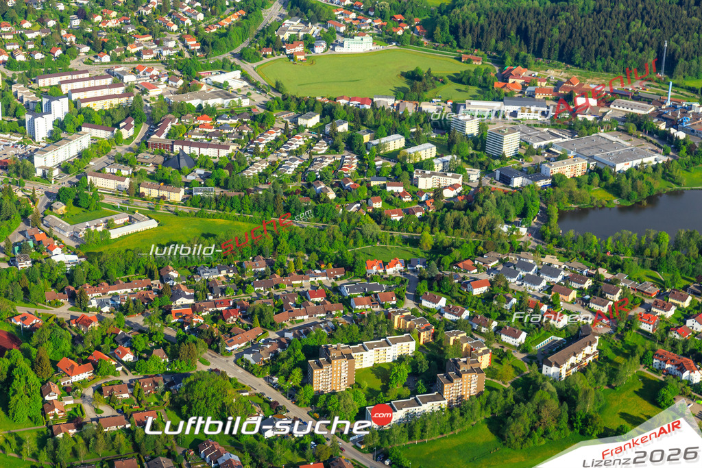 Die Luftaufnahme der Stadt Kempten Allgäu wurde vom UL-Flugzeug heraus erstellt ( keine Drohne )- hohe Auflösung für beste Qualität