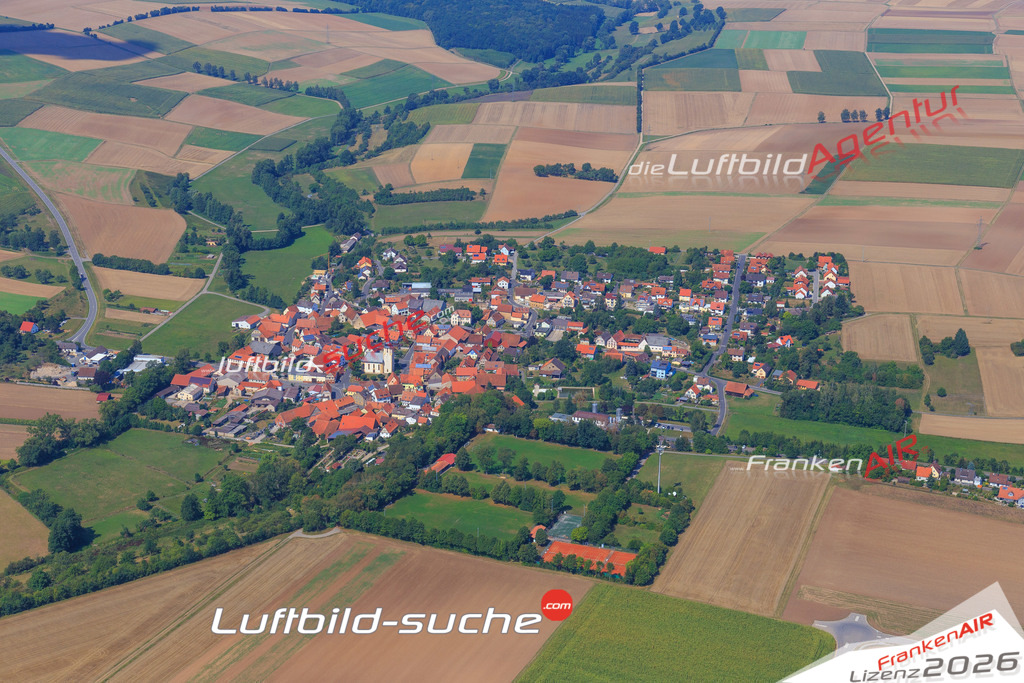 Luftbild von Lendershausen Hofheim-in-unterfranken - Luftaufnahme wurde 2015 von https://frankenair.de mittels Flugzeug (keine Drohne) erstellt - die Geschenkidee
