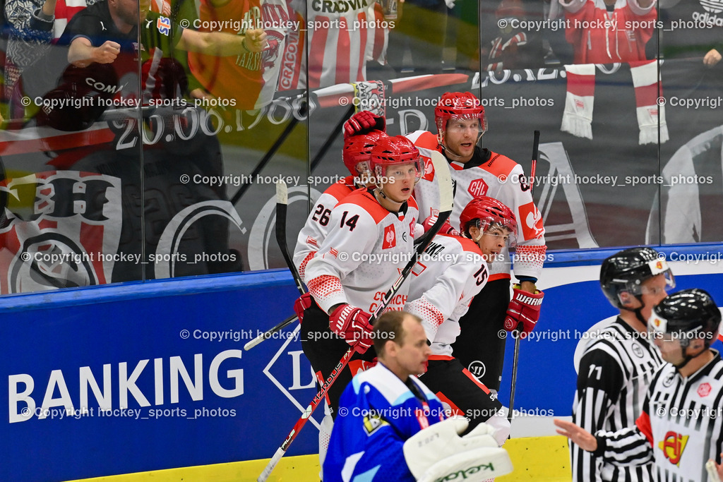 EC IDM Wärmepumpen VSV vs. Comarch Cracovia 11.9.2022 | Jubel Comarch Mannschaft, #14 Erik Nèmec, #15 Patryk Wronka, #26 Voitéch Polák, #89 Jiri Gula