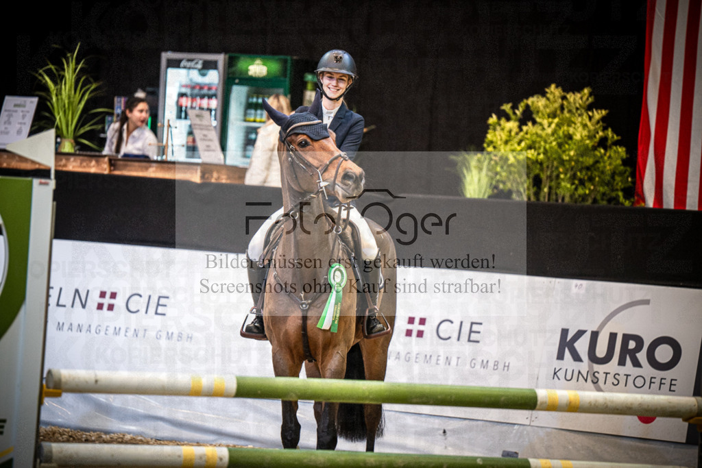 DOS_0097 | Entdecke hochwertige Reitturnierfotos von Foto Oger. Professionell, emotional und authentisch – jetzt Lieblingsmomente im Shop bestellen.Deutschlandweite Turnierfotografie. - Realisiert mit Pictrs.com