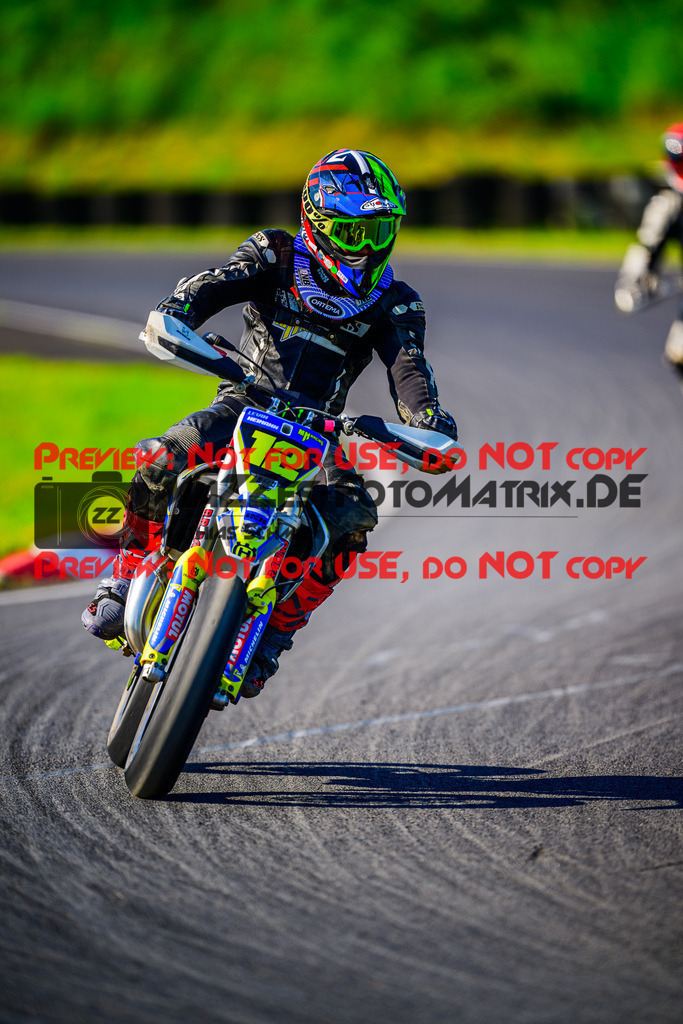 MaZZes_FotoMatrix_240512_6007705_7225 | ROOKIES